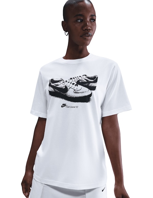 Playera manga corta Nike Sportswear cuello redondo para mujer