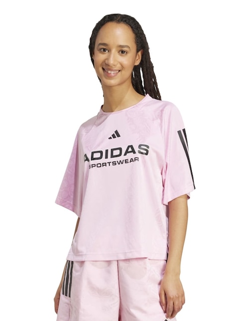 Playera manga corta Adidas Sportswear House Of Tiro cuello redondo para mujer