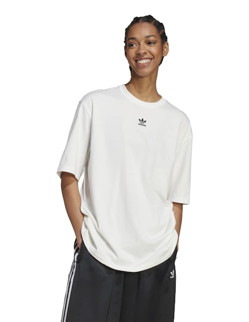 Playera manga corta Adidas Originals Essentials cuello redondo para mujer