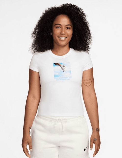 Playera manga corta Nike cuello redondo para mujer