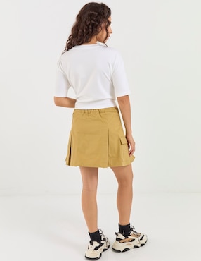 Falda short corta Champion a la cintura