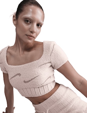 Top deportivo Nike mujer