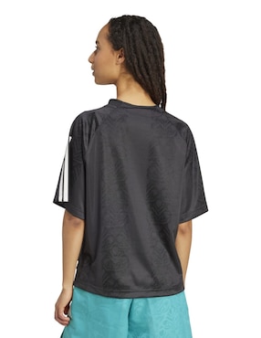 Playera manga corta Adidas Sportswear House Of Tiro cuello redondo para mujer