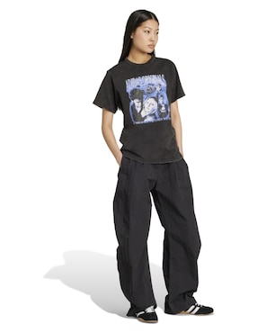 Playera manga corta Adidas Originals Disney cuello redondo para mujer