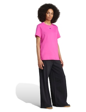 Playera manga corta Adidas Originals Adicolor cuello redondo para mujer