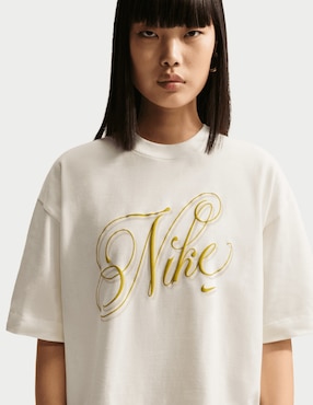 Playera manga al codo Nike cuello redondo para mujer