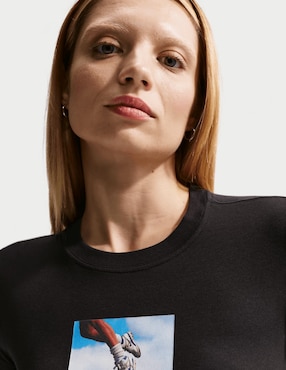 Playera manga corta Nike cuello redondo para mujer