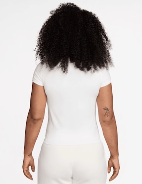 Playera manga corta Nike cuello redondo para mujer