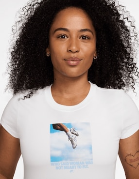 Playera manga corta Nike cuello redondo para mujer