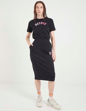 Falda midi Reebok a la cintura