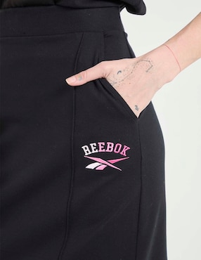 Falda midi Reebok a la cintura