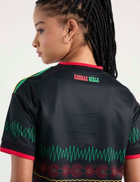 Playera manga corta Fifa World Cup Federación de Fútbol de Jamaica cuello redondo para mujer