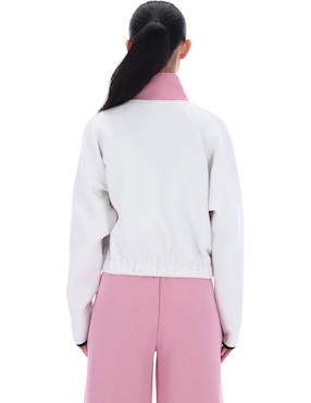 Chamarra Reebok para mujer