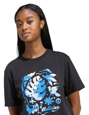 Playera manga corta Fifa World Cup Table Tee cuello redondo para mujer