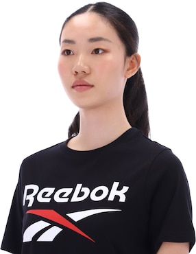 Playera manga corta Reebok cuello redondo para mujer