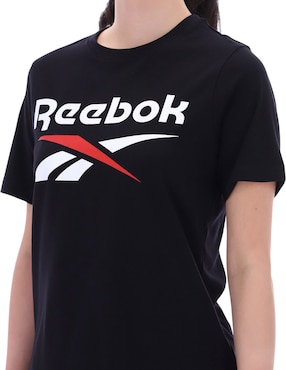 Playera manga corta Reebok cuello redondo para mujer