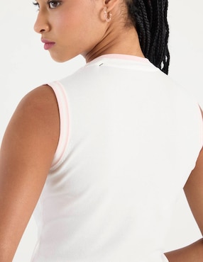 Playera Guess cuello redondo para mujer