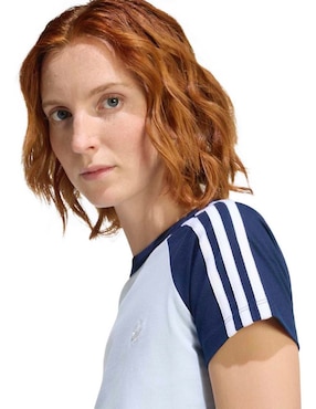 Playera manga corta adidas originals cuello redondo para mujer