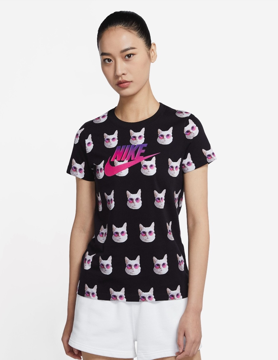 Playera Nike cuello redondo estampada para mujer en Liverpool