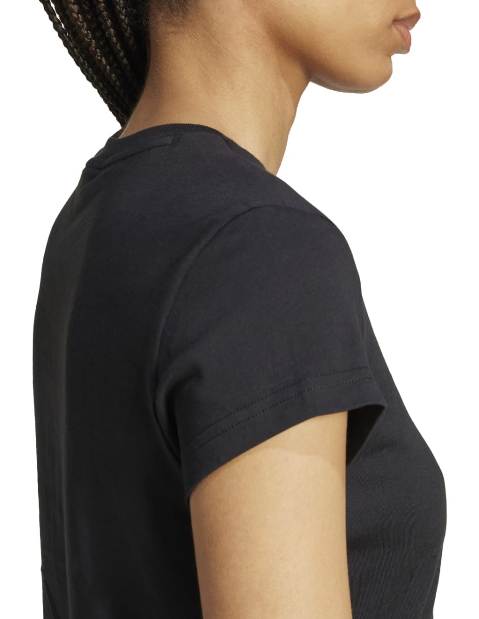 Playera manga corta Ess Slim Tee cuello redondo para mujer 3