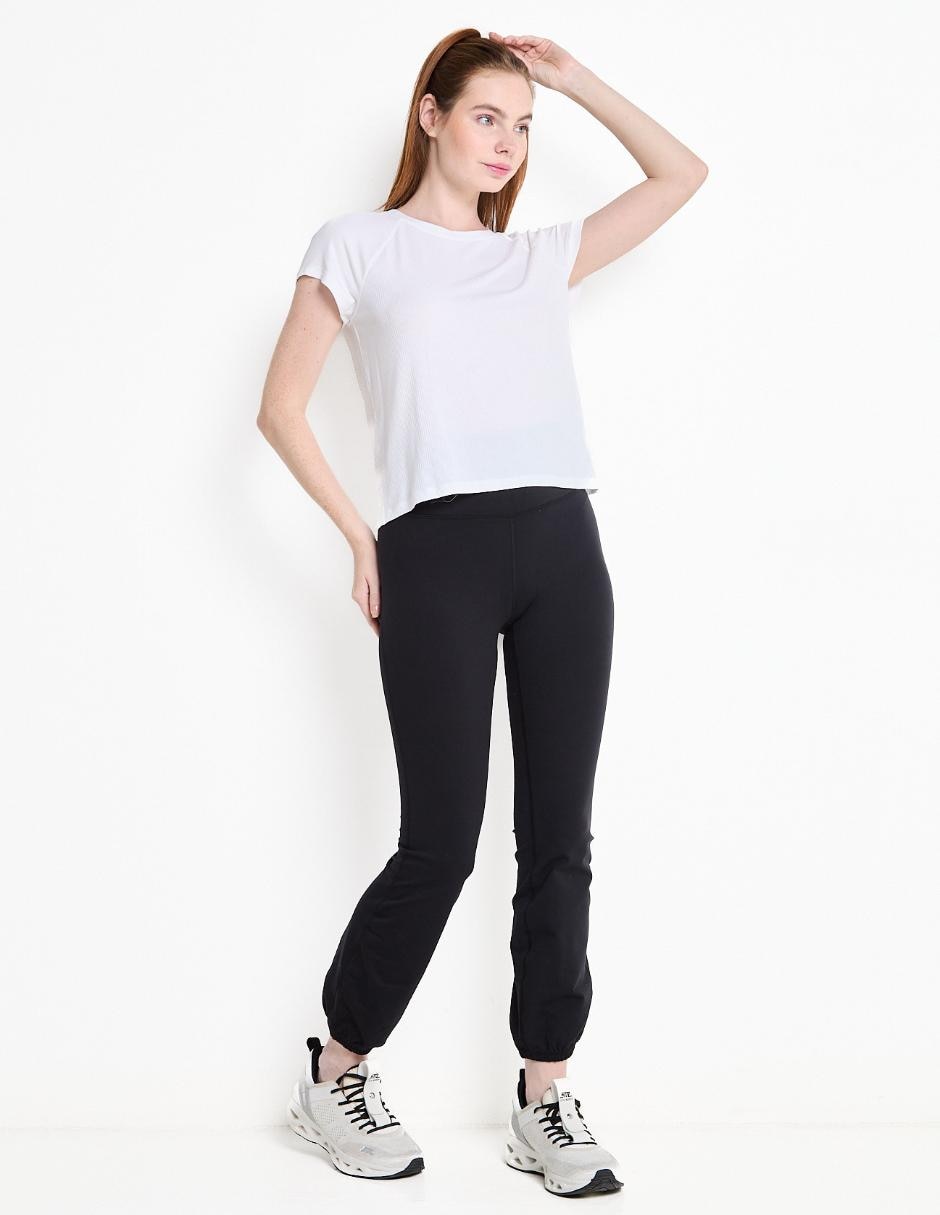 Playera manga corta cuello redondo para mujer 3