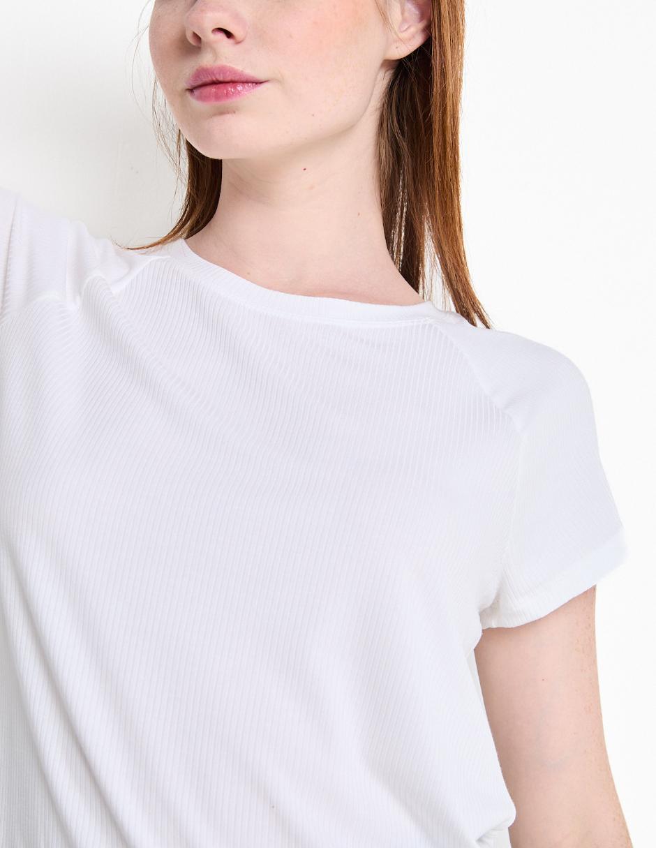 Playera manga corta cuello redondo para mujer 4