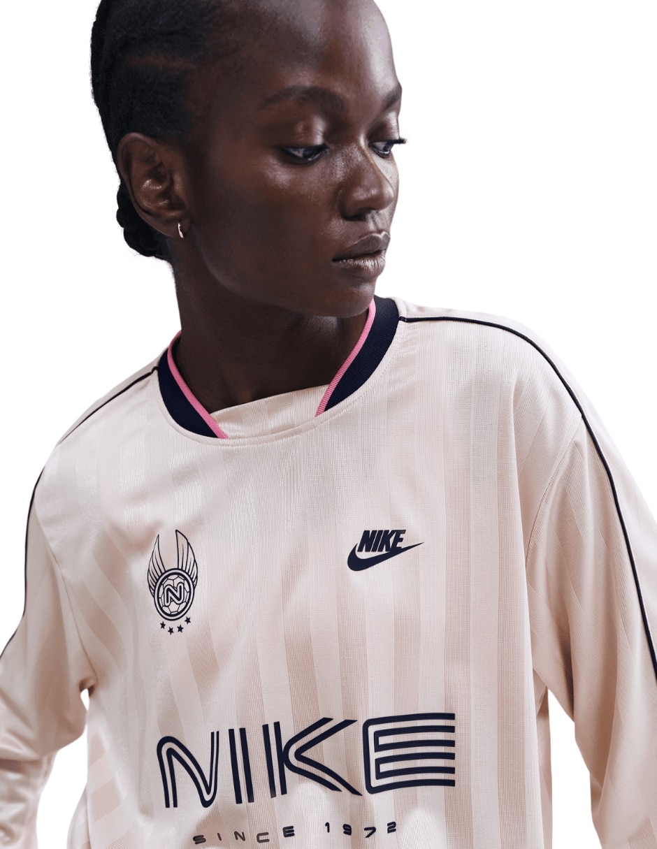 Playera manga larga cuello redondo para mujer 5