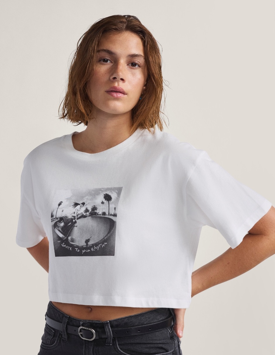 Playera manga corta cuello redondo para mujer