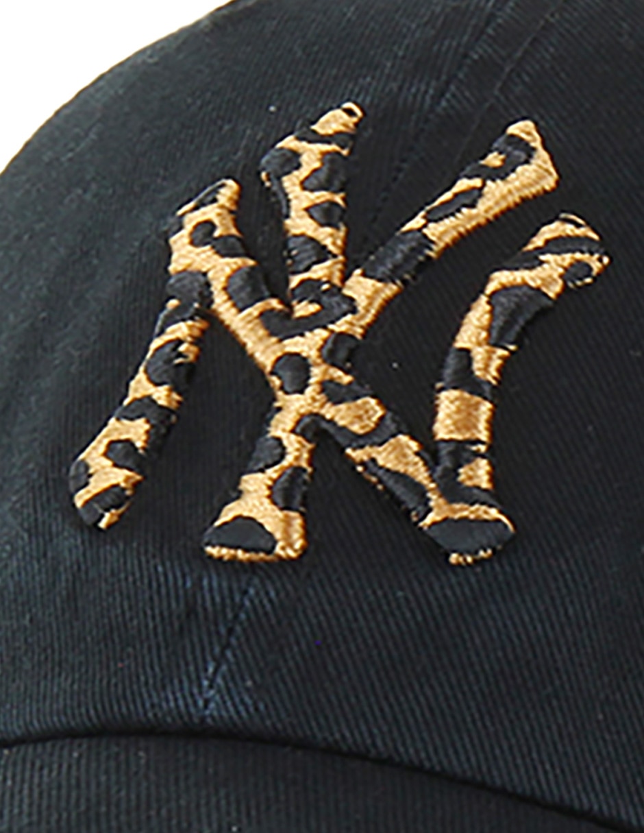 Gorra visera curva correa ajustable casual spots animal print New York yankees unisex 3