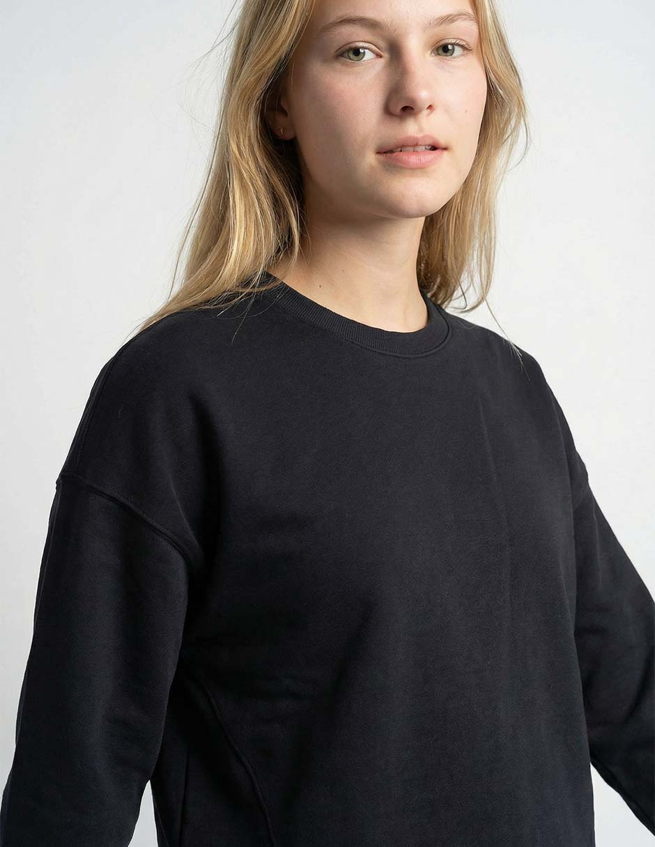 Playera manga larga cuello redondo para mujer 4