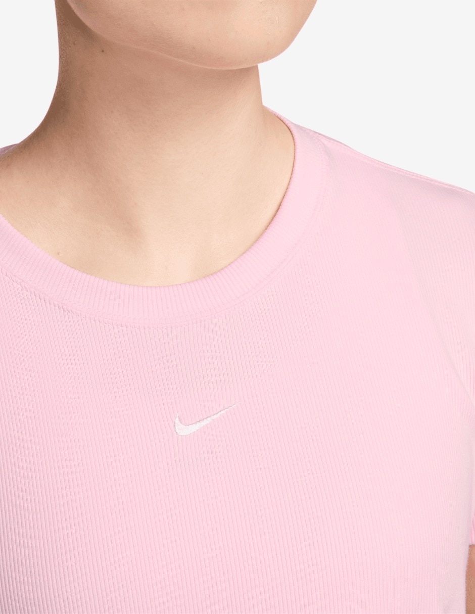 Playera manga corta Sportswear Chill Knit cuello redondo para mujer 3