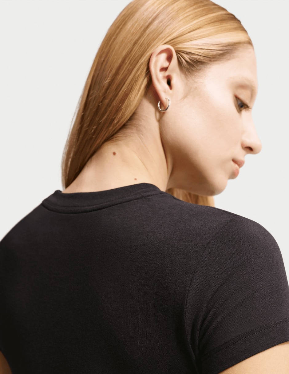 Playera manga corta cuello redondo para mujer 4