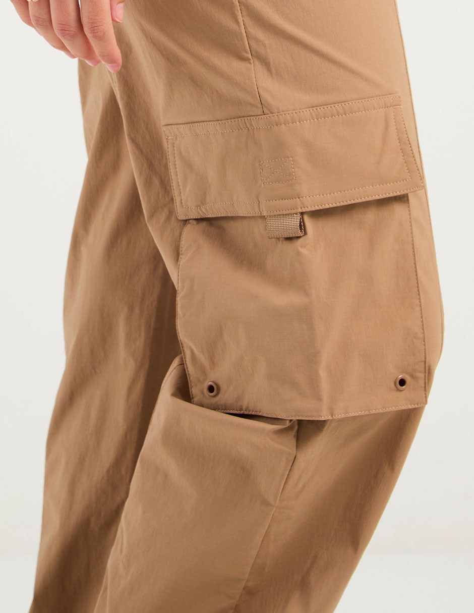 Pantalón cargo regular para mujer 5