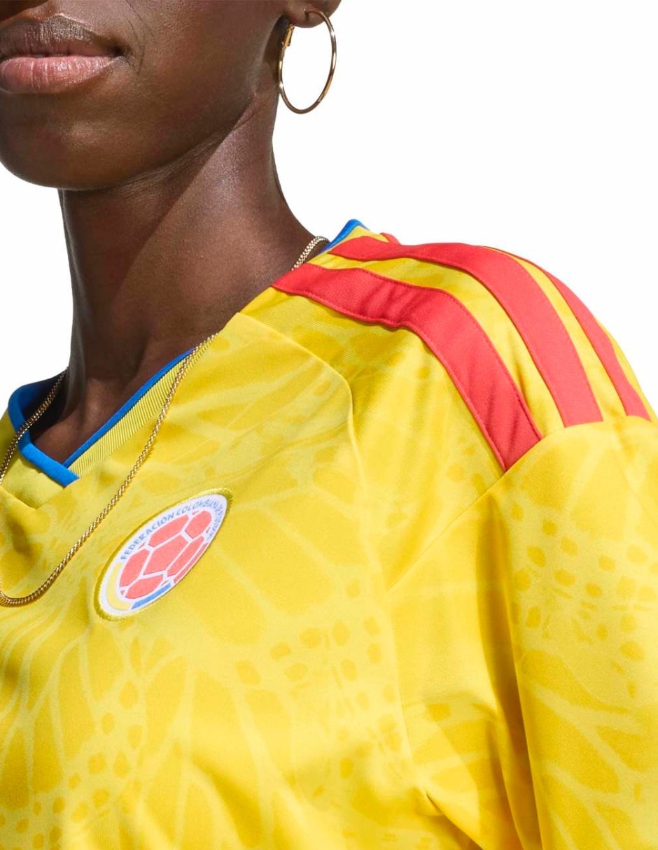 Playera manga corta cuello redondo para mujer 6