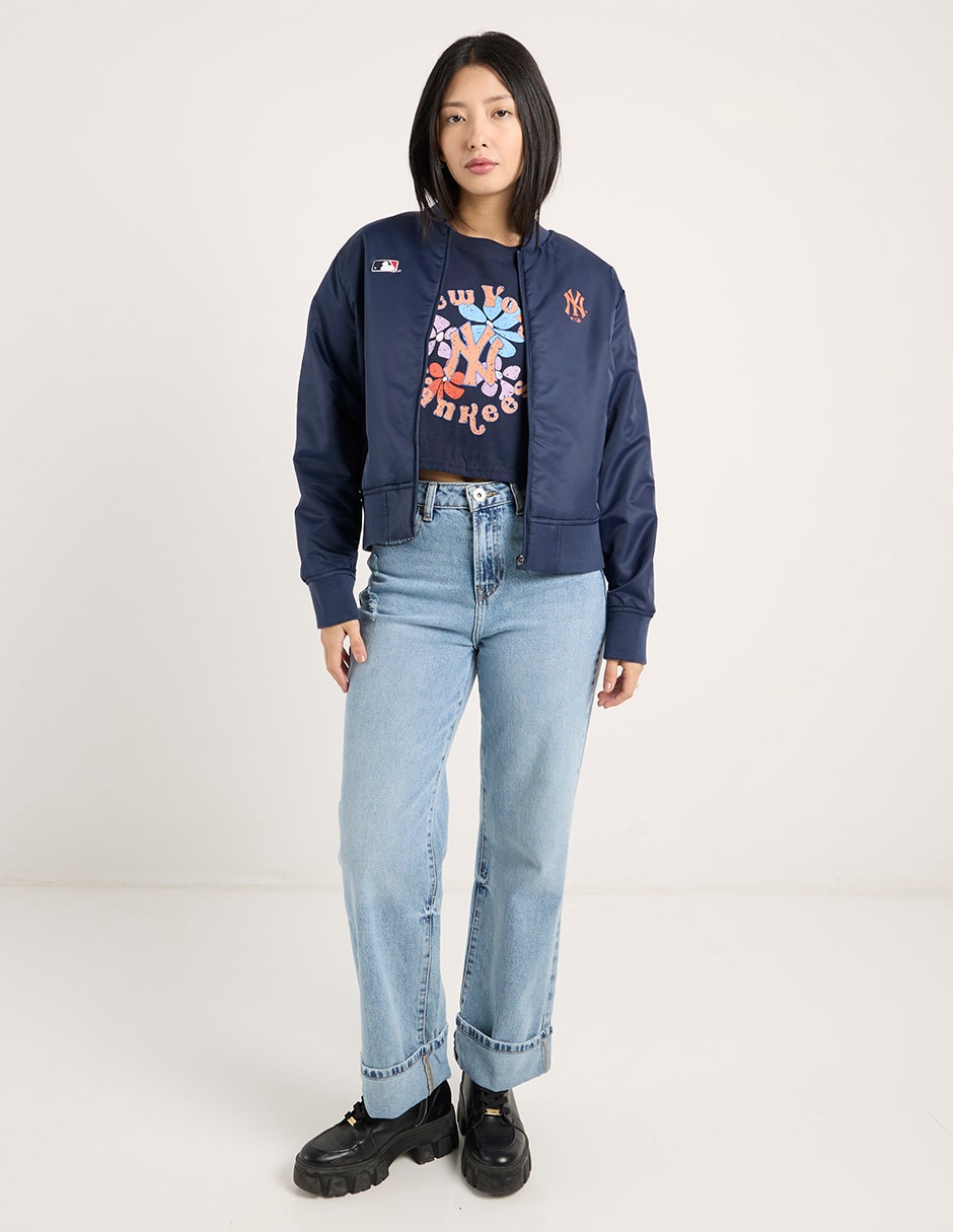 Playera manga corta New York Yankees cuello redondo para mujer 3
