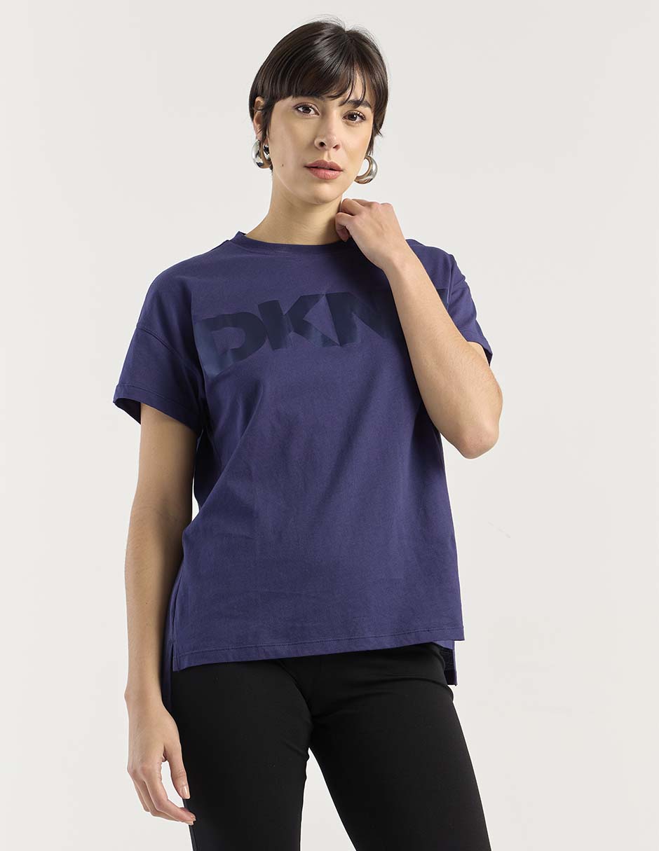 Playera manga corta cuello redondo para mujer