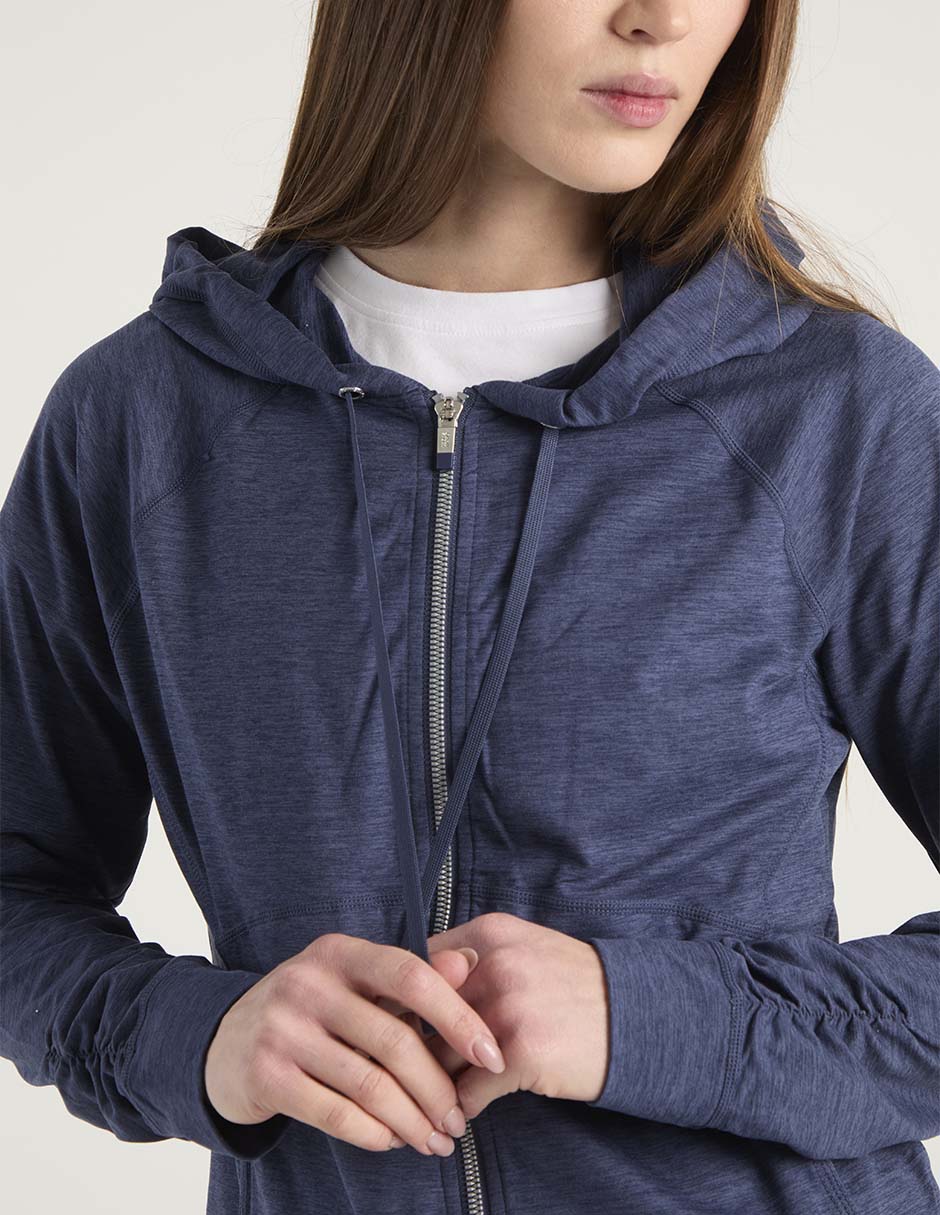 Sudadera con capucha y bolsa para mujer 4
