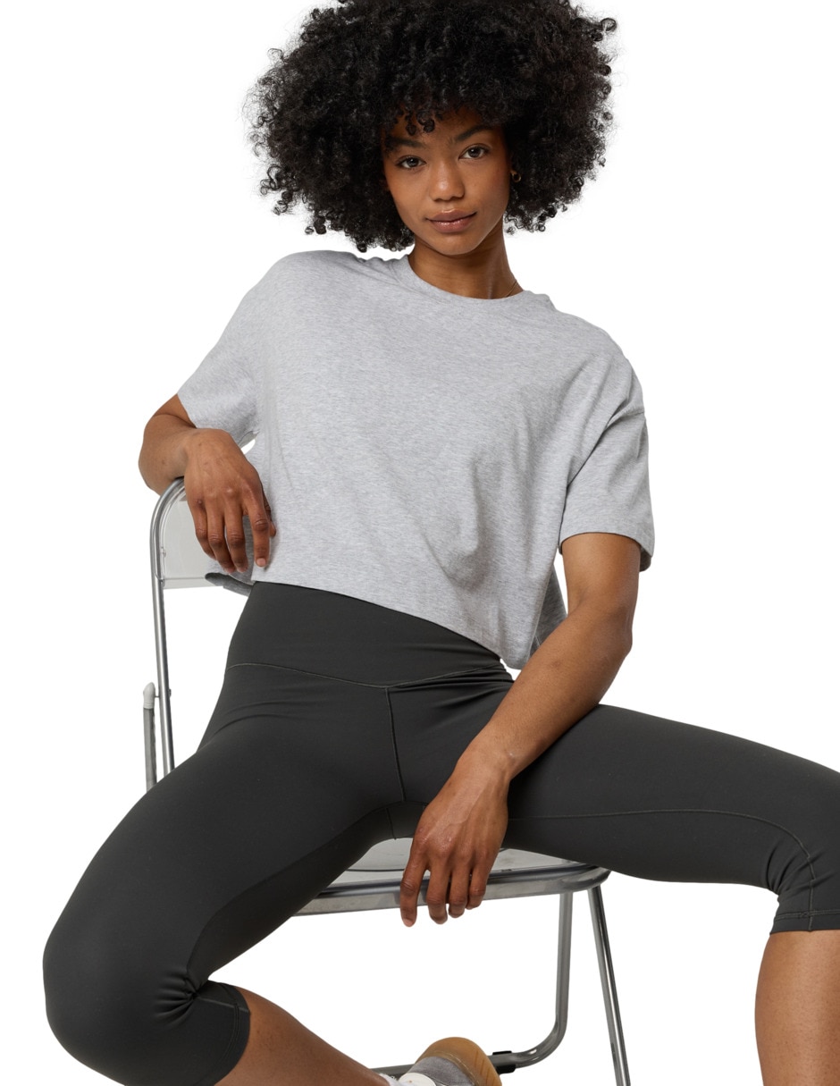 Playera manga corta cuello redondo para mujer