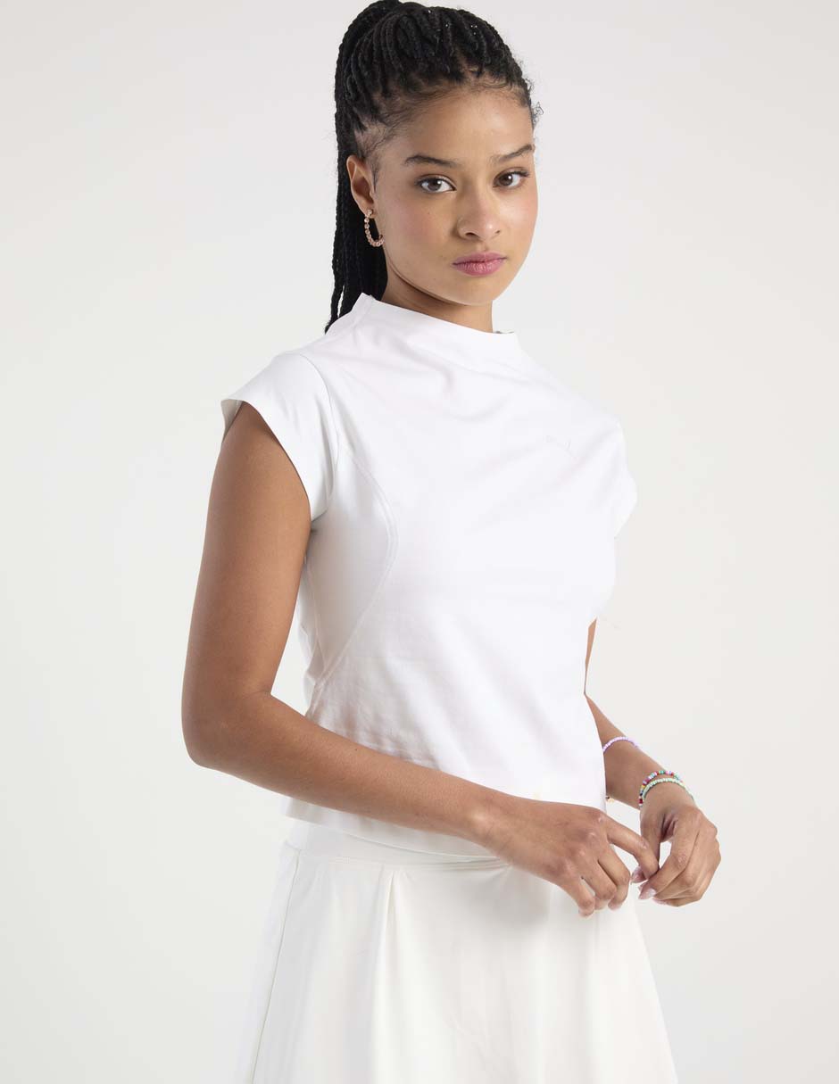 Playera manga corta cuello alto para mujer