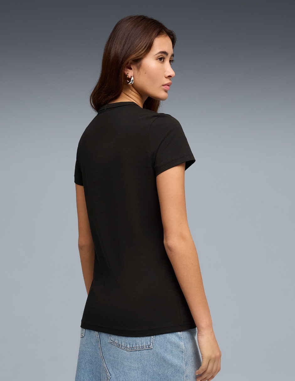 Playera manga corta cuello redondo para mujer 3