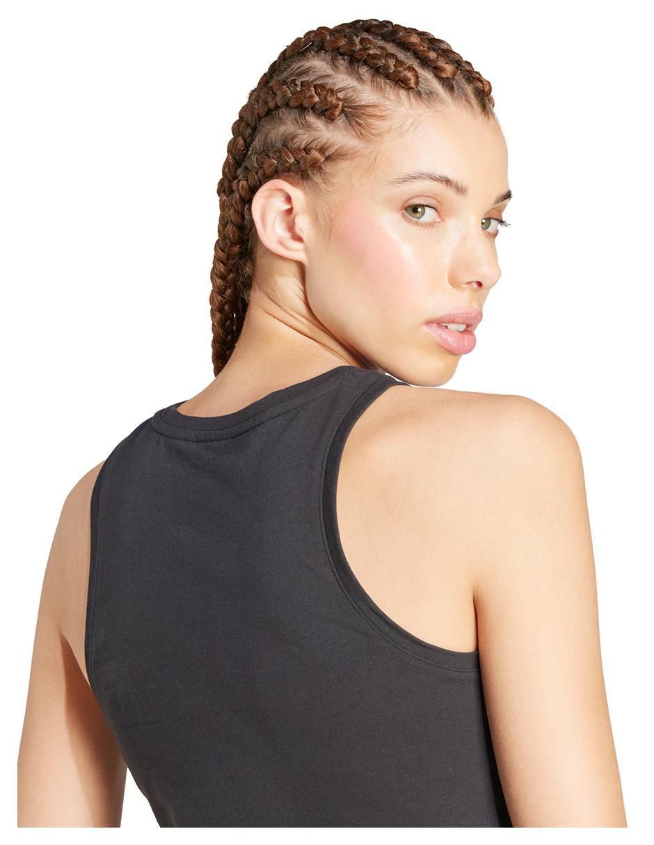 Playera tank Essentials cuello redondo para mujer 6
